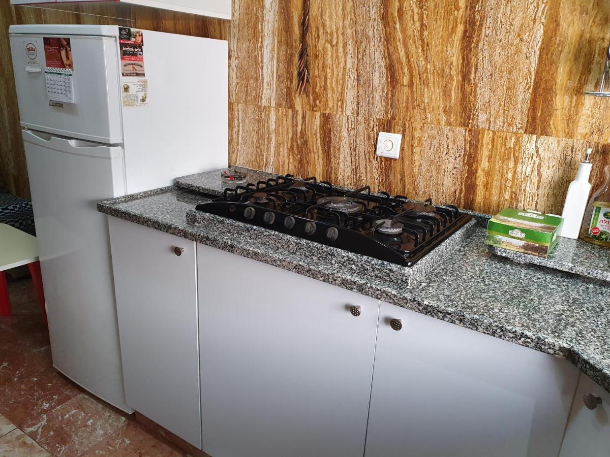 Ezore Yam Apartmens - Elmali'Akh St. 4 Bat Yam Eksteriør billede