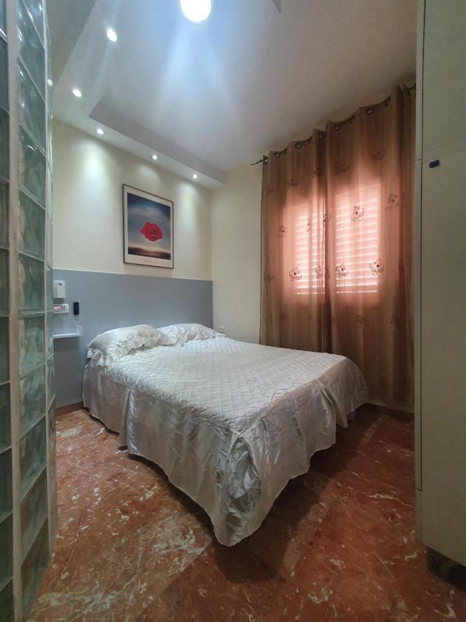 Ezore Yam Apartmens - Elmali'Akh St. 4 Bat Yam Eksteriør billede