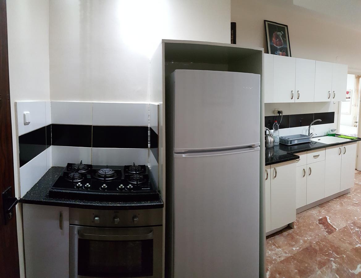 Ezore Yam Apartmens - Elmali'Akh St. 4 Bat Yam Eksteriør billede